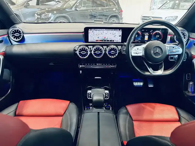 メルセデス・ベンツ ＣＬＡ２００ｄ AMGライン 大阪府 2019(令1)年 4.7万km デジタルホワイト レザーエクスクルーシブP/アドバンスドP/レーダーセーフティP/サンルーフ/HUD/ACC/赤黒革/メモリ付きパワーシート/シートヒーター/純正ナビ/ＴＶ/360度カメラ/純正18インチＡＷ/ＬＥＤヘッドライト/アンビエントライト/クリアランスソナー/ワイヤレス充電/ブラインドスポット