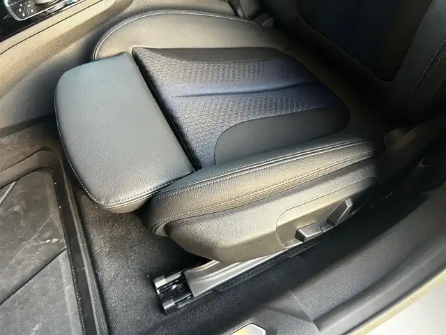 ＢＭＷ ２１８ｉ グランクーペ Mスポーツ 富山県 2022(令4)年 2.1万km グレーⅡ 純正HDDナビ/AM/FMラジオ/Bluetooth接続/AppleCarPlay/android　auto/MirrorLink/D/N席パワーシート/バックカメラ/コーナーセンサー/パーキングアシスト/衝突軽減装置/アイドリングストップ/ACC/ワイヤレス充電/ドライブレコーダー/アンビエントライト/純正18インチAW/ETC2.0/ETC