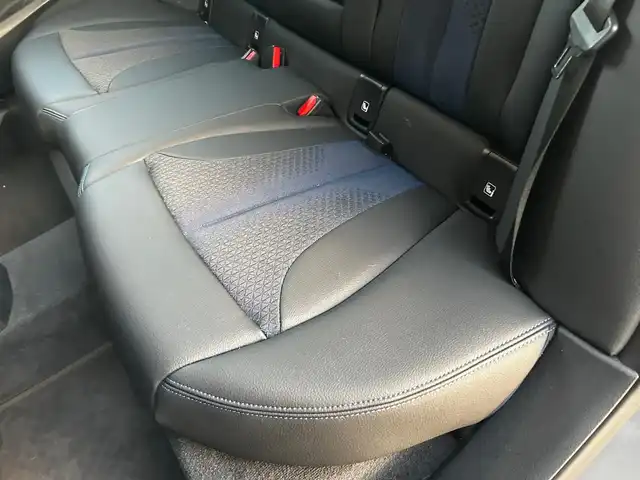 ＢＭＷ ２１８ｉ グランクーペ Mスポーツ 富山県 2022(令4)年 2.1万km グレーⅡ 純正HDDナビ/AM/FMラジオ/Bluetooth接続/AppleCarPlay/android　auto/MirrorLink/D/N席パワーシート/バックカメラ/コーナーセンサー/パーキングアシスト/衝突軽減装置/アイドリングストップ/ACC/ワイヤレス充電/ドライブレコーダー/アンビエントライト/純正18インチAW/ETC2.0/ETC