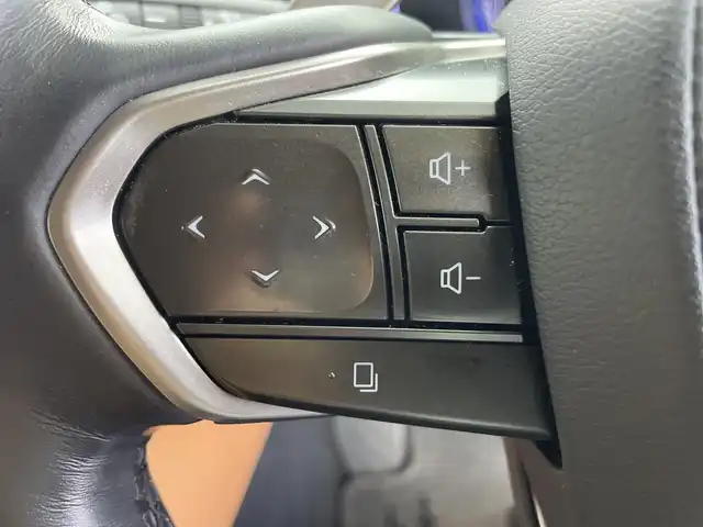 レクサス ＮＸ 350h バージョンL 鹿児島県 2023(令5)年 6.2万km ソニッククォーツ サンルーフ/純正ナビ付ディスプレイオーディオ/（Bluetooth/フルセグTV）/パノラミックビューモニター/マークレビンソンプレミアムサウンド/レザーシート/パワーシート/シートヒーター/メモリシート(D)/電動リアゲート/電動サイドブレーキ/オートホールド/ビルトインETC2.0/BSM/ビルドインETC/WCO/SPORT/EVモード/革巻きステアリング/ステアリングスイッチ/パドルシフト/Autoライト/前後ドライブレコーダー/三眼LEDヘッドライト/デジタルインナーミラー/フォグ/クリアランスソナー/シーケンシャルウィンカー/ヘッドアップディスプレイ/電動格納ミラー/ウィンカーミラー/スマートキー/スペアキー(2本)/プッシュスタートボタン/純正フロアマット/純正アルミホイール