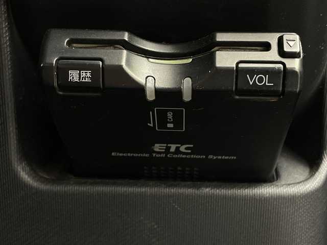トヨタ アクア S スタイルブラック 新潟県 2017(平29)年 4.8万km ジュエリーパープルマイカM ワンオーナー/メモリナビ(AM/FM/BT/フルセグTV)/フルセグＴＶ　/バックモニター　/Ｂｌｕｅｔｏｏｔｈ接続　/衝突被害軽減ブレーキ　/ＡＷ付きスタッドレスタイヤ　/前方ドライブレコーダー　/オートライト　/デフロスター　/ＥＴＣ　/取扱説明書