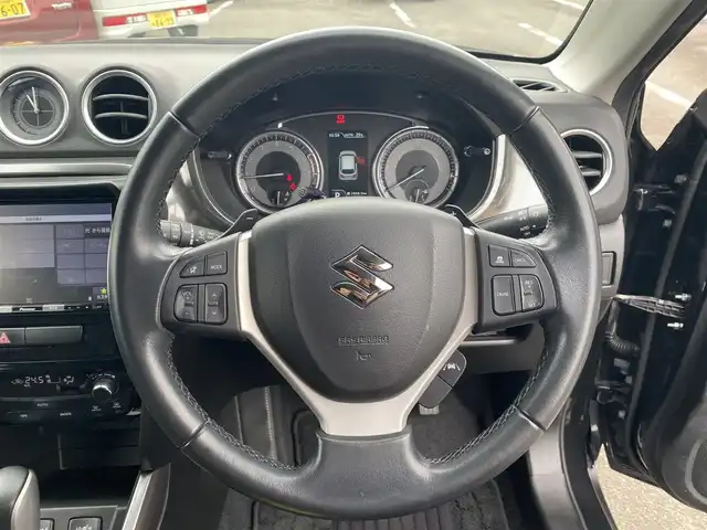 スズキ エスクード 1．4 ターボ 福岡県 2020(令2)年 4.3万km 黒 社外ナビ/フルセグ/バックカメラ/ETC/レーダークルーズ/ブラインドスポット/ハーフレザー/シートヒーター/パドルシフト/取説/保証書/スペアキー