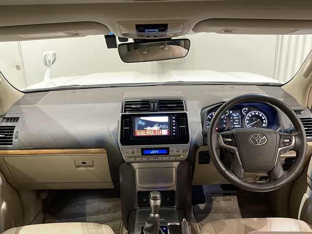 トヨタ ランドクルーザー プラド TX Lパッケージ 新潟県 2020(令2)年 4.9万km ホワイトパールクリスタルシャイン ワンオーナー/オプション/チルト＆スライド電動ムーンルーフ/ルーフレールブラック/クリアランスソナー/バックソナー/標準装備/トヨタセーフティーセンス/・プリクラッシュセーフティ/・レーンディパーチャーアラート/・オートマチックハイビーム/・レーダークルーズコントロール/LEDヘッドランプオートレベリング機能付き/LEDクリアランスランプ/ヘッドランプクリーナー/フロントパワーシート/シートヒーター/シートベンチレーション/オートエアコン/ドアバイザー