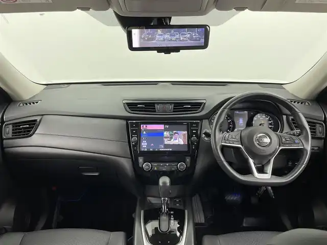 日産 エクストレイル ハイブリッド 20Xi 大分県 2019(令1)年 3.9万km ブリリアントホワイトパール 4WD/純正8インチメモリナビ/(CD/DVD/BT/フルセグTV)/全方位カメラ/バックカメラ/カプロンシート/シートヒーター/スマートキー/プッシュスタート/ETC/電格ミラー/ウィンカーミラー/ミラーヒーター/オートライト/フォグランプ/LEDヘッドライト/プロパイロッド/レーダークルーズコントロール/革巻きステアリング/ステアリングスイッチ/デジタルインナーミラー/オートブレーキホールド/純正17インチアルミホイール/純正フロアマット