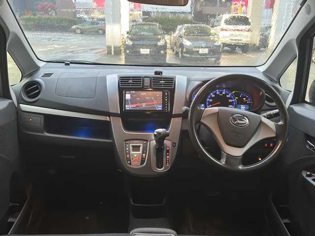 ダイハツ ムーヴ カスタム X VSスマートセレSA 愛知県 2014(平26)年 6.6万km タングステングレーM 純正ナビ/フルセグTV・Bluetooth・CD・DVD/バックカメラ/LEDヘッドライト(オートライト)/フォグランプ/スマートキー/プッシュスタート/衝突回避支援ブレーキ機能/先行車発進お知らせ機能/誤発進抑制制御機能/車両安定制御システム（VSC)/トラクションコントロール（TRC)/ETC/純正フロアマット/純正ドアバイザー/保証書/取扱説明書/記録簿（1か月、6か月、H27/9　H28/9）