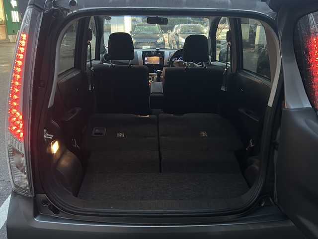 ダイハツ ムーヴ カスタム X VSスマートセレSA 愛知県 2014(平26)年 6.6万km タングステングレーM 純正ナビ/フルセグTV・Bluetooth・CD・DVD/バックカメラ/LEDヘッドライト(オートライト)/フォグランプ/スマートキー/プッシュスタート/衝突回避支援ブレーキ機能/先行車発進お知らせ機能/誤発進抑制制御機能/車両安定制御システム（VSC)/トラクションコントロール（TRC)/ETC/純正フロアマット/純正ドアバイザー/保証書/取扱説明書/記録簿（1か月、6か月、H27/9　H28/9）