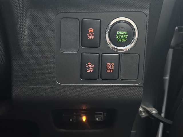 ダイハツ ムーヴ カスタム X VSスマートセレSA 愛知県 2014(平26)年 6.6万km タングステングレーM 純正ナビ/フルセグTV・Bluetooth・CD・DVD/バックカメラ/LEDヘッドライト(オートライト)/フォグランプ/スマートキー/プッシュスタート/衝突回避支援ブレーキ機能/先行車発進お知らせ機能/誤発進抑制制御機能/車両安定制御システム（VSC)/トラクションコントロール（TRC)/ETC/純正フロアマット/純正ドアバイザー/保証書/取扱説明書/記録簿（1か月、6か月、H27/9　H28/9）