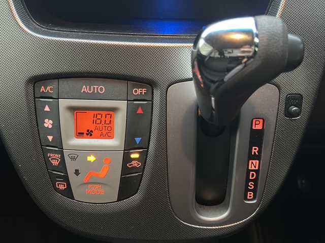 ダイハツ ムーヴ カスタム X VSスマートセレSA 愛知県 2014(平26)年 6.6万km タングステングレーM 純正ナビ/フルセグTV・Bluetooth・CD・DVD/バックカメラ/LEDヘッドライト(オートライト)/フォグランプ/スマートキー/プッシュスタート/衝突回避支援ブレーキ機能/先行車発進お知らせ機能/誤発進抑制制御機能/車両安定制御システム（VSC)/トラクションコントロール（TRC)/ETC/純正フロアマット/純正ドアバイザー/保証書/取扱説明書/記録簿（1か月、6か月、H27/9　H28/9）