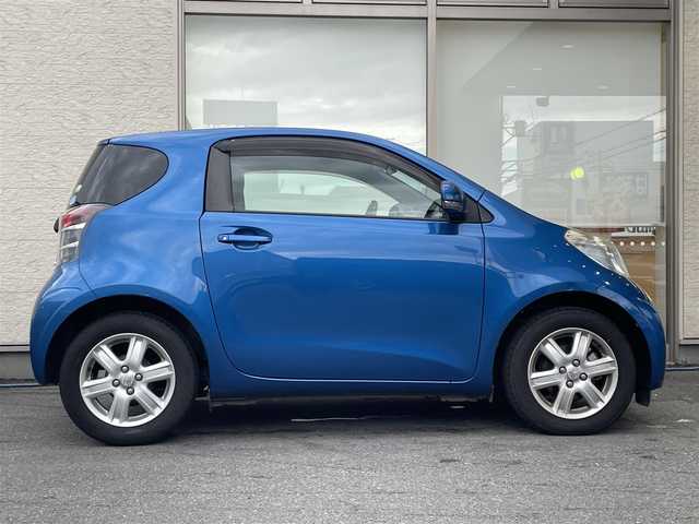 トヨタ ｉＱ 100G 大阪府 2010(平22)年 2.5万km コバルトブルーメタリック 純正フロアマット/電格ミラー/ドライブレコーダー/EＴＣ/純正１５インチＡＷ/エンジンスタートボタン/スマートキー