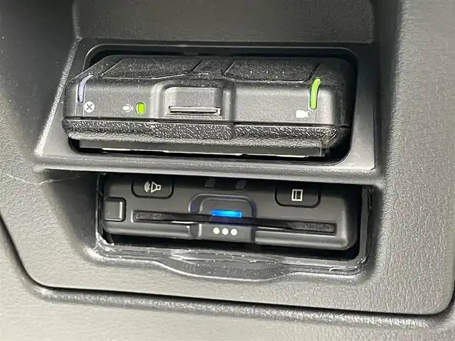 マツダ ＣＸ－６０ 25S Lパッケージ 宮崎県 2023(令5)年 3.9万km ロジウムホワイトプレミアムメタリック 純正SDナビ/BOSEプレミアムサウンド/フルセグTV/全方位カメラ/パドルシフト/追従クルーズコントロール/前席シートヒーター/前席パワーシート/D席メモリーシート/電動チルトステア/ステアリングヒーター/TCS/i-stop/コーナーセンサー/CTS/車間制御/標識連動車速/純正フロアマット/ドアバイザー/標識認識システム/BSM/車線逸脱警報/ディスタンススピードアラート/LKA/スマートブレーキサポート/前後誤発信抑制制御/ロードキープアシスト/側方危険回避アシスト/ドライバー異常時対応システム/前後ドライブレコーダー