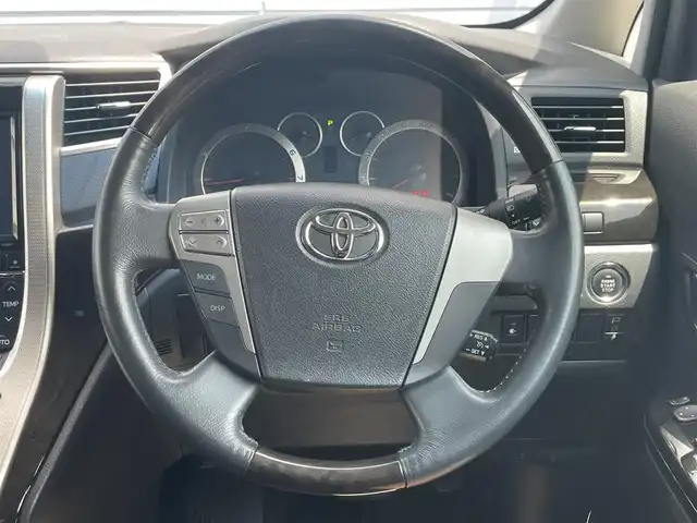 トヨタ アルファード 240S タイプゴールドⅡ 千葉県 2014(平26)年 8.8万km ホワイトパールクリスタルシャイン アルパインビックXナビゲーション /【型式：EX009V】/ラジオ/CD/DVD/Bluetooth/フルセグTV　/アルパイン後席フリップダウンモニター　/両側パワースライドドア /ハーフレザー /ETC　/電動リアゲート　/クルーズコントロール　/スマートキー　/オートライト/キセノンヘッドライト/純正アルミホイール