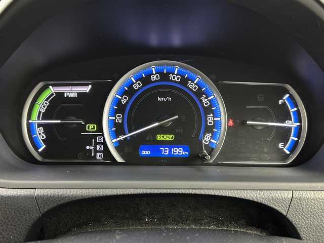 トヨタ ヴォクシー ハイブリッド V 宮城県 2014(平26)年 7.4万km ホワイトパールクリスタルシャイン 禁煙車/純正フリップダウンモニター/純正9インチナビ/・CD.DVD.SD.BT/フルセグTVバックモニター/両側パワースライドドア/クルーズコントロール/前席シートヒーター/LEDヘッドライト/フォグランプ/ビルトインETC/置くだけ充電/ステアリングスイッチ/アイドリングストップ/横滑り防止装置/純正フロアマット/社外15インチアルミホイール