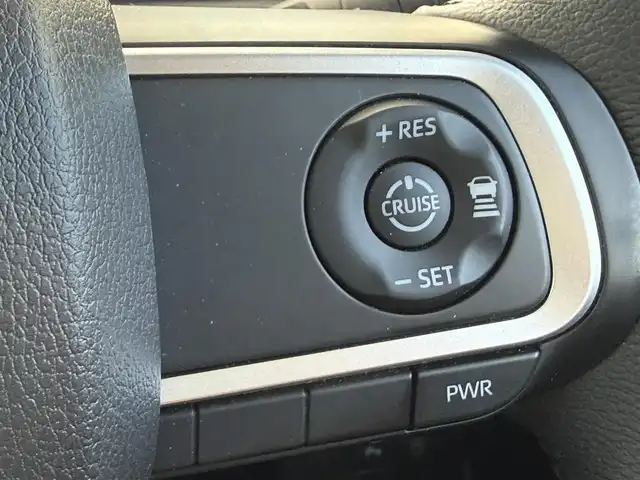 ダイハツ タント ファンクロスターボ 千葉県 2023(令5)年 0.7万km クロムグレーメタリック スマートアシスト３/・衝突軽減ブレーキ/レーンキープアシスト/・レーダークルーズコントロール/オートハイビーム/・クリアランスソナー/踏み間違い防止/・標識認識/先行車発進お知らせ/純正10インチナビ(NMZN-Z73DS)/・フルセグ/BT/DVD/CD/全方位カメラ/ステアリングスイッチ/ETC/両側パワースライドドア/シートヒーター(D/N席)/LEDヘッドライト/オートライト/フォグライト/ルーフレール/純正15インチAW/スマートキー/プッシュスタート/純正フロアマット