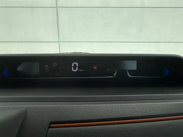 ダイハツ タント ファンクロスターボ 千葉県 2023(令5)年 0.7万km クロムグレーメタリック スマートアシスト３/・衝突軽減ブレーキ/レーンキープアシスト/・レーダークルーズコントロール/オートハイビーム/・クリアランスソナー/踏み間違い防止/・標識認識/先行車発進お知らせ/純正10インチナビ(NMZN-Z73DS)/・フルセグ/BT/DVD/CD/全方位カメラ/ステアリングスイッチ/ETC/両側パワースライドドア/シートヒーター(D/N席)/LEDヘッドライト/オートライト/フォグライト/ルーフレール/純正15インチAW/スマートキー/プッシュスタート/純正フロアマット