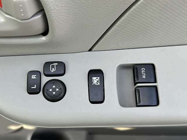 スズキ エブリイ PC 千葉県 2023(令5)年 1.5万km シルキーシルバーメタリック 4WD/社外ナビ/CD/DVD/Bluetooth/フルセグTV/バックカメラ/ETC/ドライブレコーダー/衝突被害軽減ブレーキ/オートハイビーム/リモコンキー/スペアキー(板)/純正フロアマット