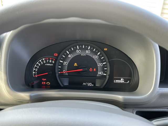 スズキ エブリイ PC 千葉県 2023(令5)年 1.5万km シルキーシルバーメタリック 4WD/社外ナビ/CD/DVD/Bluetooth/フルセグTV/バックカメラ/ETC/ドライブレコーダー/衝突被害軽減ブレーキ/オートハイビーム/リモコンキー/スペアキー(板)/純正フロアマット