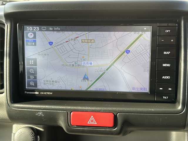 スズキ エブリイ PC 千葉県 2023(令5)年 1.5万km シルキーシルバーメタリック 4WD/社外ナビ/CD/DVD/Bluetooth/フルセグTV/バックカメラ/ETC/ドライブレコーダー/衝突被害軽減ブレーキ/オートハイビーム/リモコンキー/スペアキー(板)/純正フロアマット