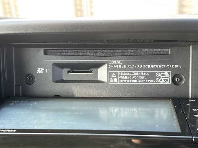 スズキ エブリイ PC 千葉県 2023(令5)年 1.5万km シルキーシルバーメタリック 4WD/社外ナビ/CD/DVD/Bluetooth/フルセグTV/バックカメラ/ETC/ドライブレコーダー/衝突被害軽減ブレーキ/オートハイビーム/リモコンキー/スペアキー(板)/純正フロアマット