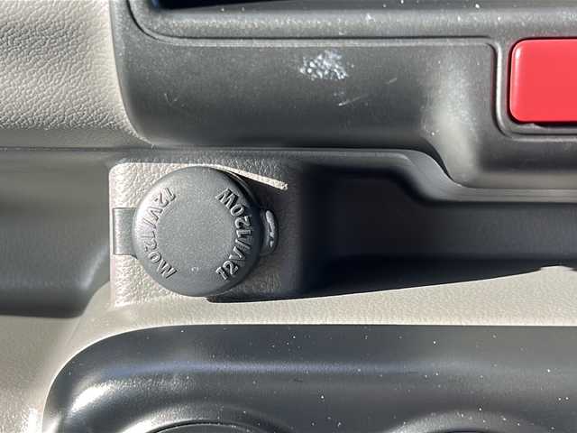 スズキ エブリイ PC 千葉県 2023(令5)年 1.5万km シルキーシルバーメタリック 4WD/社外ナビ/CD/DVD/Bluetooth/フルセグTV/バックカメラ/ETC/ドライブレコーダー/衝突被害軽減ブレーキ/オートハイビーム/リモコンキー/スペアキー(板)/純正フロアマット