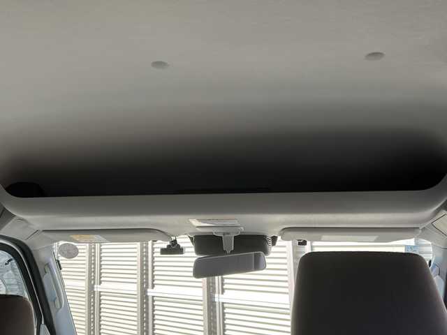 スズキ エブリイ PC 千葉県 2023(令5)年 1.5万km シルキーシルバーメタリック 4WD/社外ナビ/CD/DVD/Bluetooth/フルセグTV/バックカメラ/ETC/ドライブレコーダー/衝突被害軽減ブレーキ/オートハイビーム/リモコンキー/スペアキー(板)/純正フロアマット