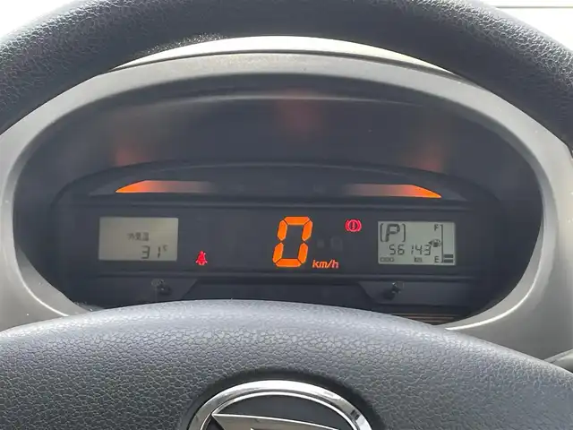 ダイハツ ミラ イース L SA 滋賀県 2015(平27)年 5.7万km パールホワイトⅢ ガソリン/2WD(FF)/CVT/純正カーオーディオ/(FM/AM/CD/AUX)/前ドライブレコーダー/積込夏タイヤ(キャップホイール付き)/プリクラッシュブレーキアシスト	/踏み間違い防止アシスト	/ハロゲンライト/ヘッドライトライトレベリング/マニュアルエアコン/リモコンキー/社外フロアマット/ドアバイザー/社外スマホホルダー/パワーウィンドウ/パワーステアリング