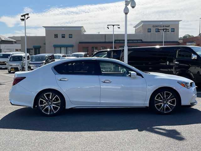 ホンダ レジェンド ハイブリッド EX 長崎県 2020(令2)年 8.2万km プラチナホワイトパール 純正メーカーナビ/CD/DVD/BT/USB/HDMI/フルセグTV/全方位カメラ/サンルーフ/KRELLサウンド/ホンダセンシング/レーダークルーズコントロール/ブラインドスポットモニター/ヘッドアップディスプレイ/ホワイトレザーシート/前席パワーシート/D席メモリーシート/全席シートヒーター/前席エアーシート/ステアリングヒーター/LEDヘッドライト/ビルトインETC