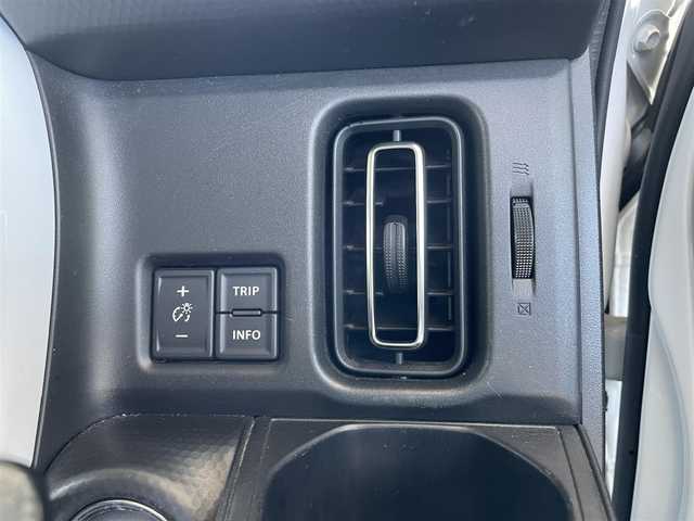 スズキ ハスラー HYBRID X 宮城県 2020(令2)年 3.3万km ピュアホワイトP ワンオーナー/SDナビ/AM/FM/CD/DVD/Bluetooth/フルセグTV/フロント/サイド/バックカメラ/全方位カメラ/ドライブレコーダー/衝突被害軽減ブレーキ/レーンキープアシスト/横滑り防止装置/アイドリングストップ/シートヒーター/オートライト/オートハイビーム/HIDヘッドライト/フォグランプ/スマートキー/プッシュスタート/電動格納ミラー/純正15インチAW/純正フロアマット/純正ドアバイザー/スノーモード/保証書/取扱説明書