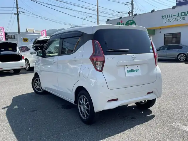 日産 デイズ X 山口県 2020(令2)年 3.5万km ホワイトパール 登録時走行距離　/　【35078km】/保証書/取扱説明書/純正ディスプレイオーディオ/AM/FM/Bluetooth/バックカメラ/アイドリングストップ/LEDヘッドライト/オートライト/ドアバイザー/純正フロアマット/電格ミラー