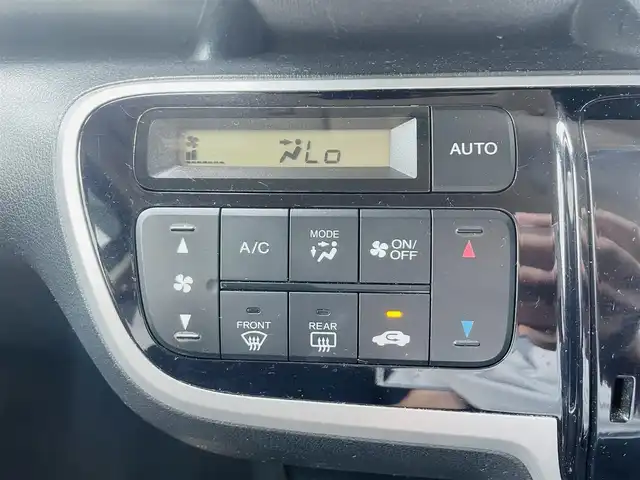 ホンダ Ｎ ＢＯＸ カスタム G Lパッケージ 熊本県 2013(平25)年 17.4万km クリスタルブラックパール 社外ナビ/・AM/FM/CD/DVD/・フルセグTV/・バックカメラ/片側パワースライドドア/横滑り防止装置/ステアリングスイッチ/オートライト/フォグランプ/電動格納ミラー/ウインカーミラー/ドアバイザー/純正フロアマット/純正アルミホイール/プッシュスタート/スペアキー