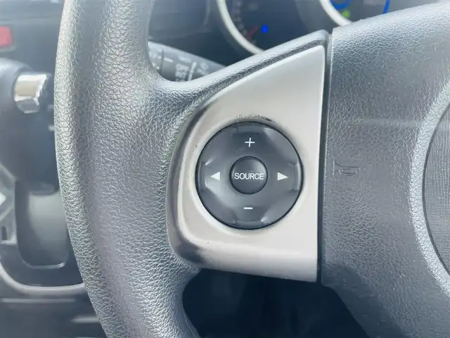ホンダ Ｎ ＢＯＸ カスタム G Lパッケージ 熊本県 2013(平25)年 17.4万km クリスタルブラックパール 社外ナビ/・AM/FM/CD/DVD/・フルセグTV/・バックカメラ/片側パワースライドドア/横滑り防止装置/ステアリングスイッチ/オートライト/フォグランプ/電動格納ミラー/ウインカーミラー/ドアバイザー/純正フロアマット/純正アルミホイール/プッシュスタート/スペアキー