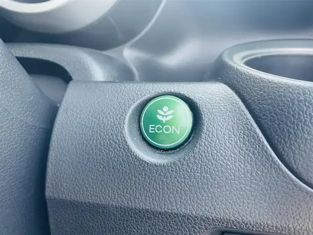 ホンダ Ｎ ＢＯＸ カスタム G Lパッケージ 熊本県 2013(平25)年 17.4万km クリスタルブラックパール 社外ナビ/・AM/FM/CD/DVD/・フルセグTV/・バックカメラ/片側パワースライドドア/横滑り防止装置/ステアリングスイッチ/オートライト/フォグランプ/電動格納ミラー/ウインカーミラー/ドアバイザー/純正フロアマット/純正アルミホイール/プッシュスタート/スペアキー