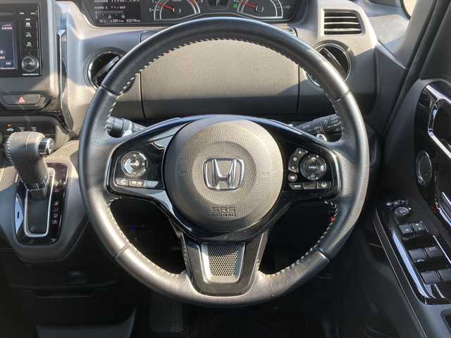 ホンダ Ｎ ＢＯＸ カスタム L ターボ 佐賀県 2022(令4)年 3.3万km プラチナホワイトパール Gathersディスプレイオーディオ/バックカメラ/両側パワースライドドア/ホンダセンシング/コーナーセンサー/ハーフレザーシート/シートヒーター/電動パーキングブレーキ/オートブレーキホールド/プッシュスタート/スマートキー/ドライブレコーダー/LEDヘッドライト/フォグライト/純正アルミホイール