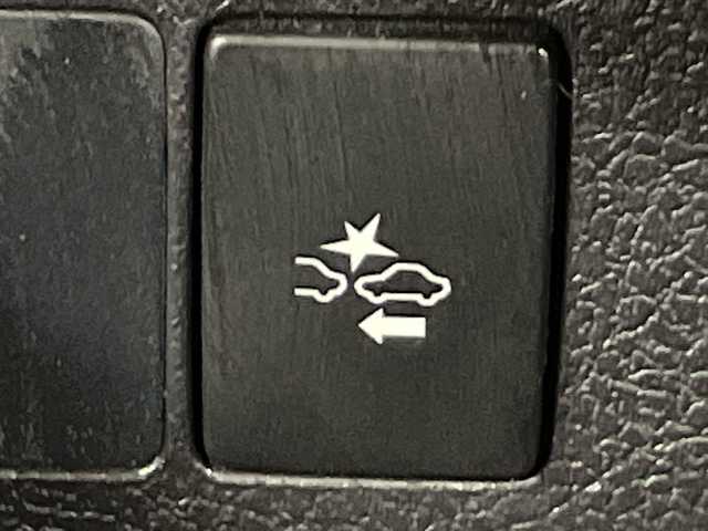 トヨタ ヴィッツ GRスポーツ 愛知県 2018(平30)年 4.1万km ブラックマイカ 5速MT/純正7インチナビ/（CD/AM/FM/ワンセグTV/Bluetooth）/バックカメラ/トヨタセーフティセンス/・プリクラッシュセーフティ/・レーンディパーチャーアラート/・オートマチックハイビーム/前後ドライブレコーダー/ETC/ハーフレザーシート/純正16インチアルミホイール/スマートキー/スペアキー1本/プッシュスタート/LEDヘッドライト/フロントフォグランプ/オートライト/フロアマット/横滑り防止装置/電動格納ミラー