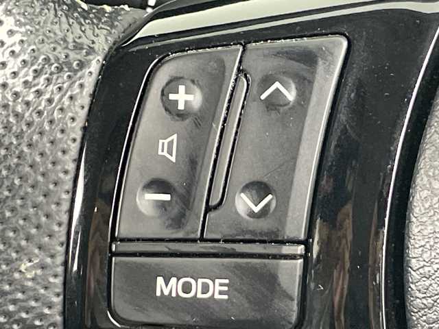 トヨタ ヴィッツ GRスポーツ 愛知県 2018(平30)年 4.1万km ブラックマイカ 5速MT/純正7インチナビ/（CD/AM/FM/ワンセグTV/Bluetooth）/バックカメラ/トヨタセーフティセンス/・プリクラッシュセーフティ/・レーンディパーチャーアラート/・オートマチックハイビーム/前後ドライブレコーダー/ETC/ハーフレザーシート/純正16インチアルミホイール/スマートキー/スペアキー1本/プッシュスタート/LEDヘッドライト/フロントフォグランプ/オートライト/フロアマット/横滑り防止装置/電動格納ミラー