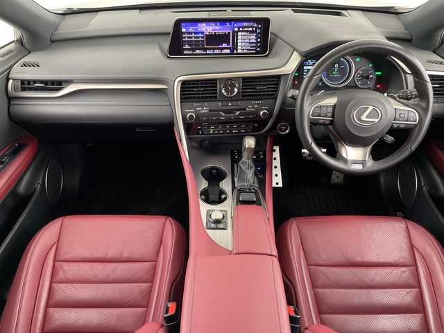 レクサス ＲＸ 450h Fスポーツ 愛知県 2019(令1)年 2.3万km グラファイトブラックガラスフレーク 禁煙車/ワンオーナー/純正12.3インチナビ/（CD/DVD/Bluetooth/フルセグTV/USB)/バックカメラ/サイドカメラ/ムーンルーフ/シーケンシャルウインカー/AC100V電源/レクサスセーフティシステム/・プリクラッシュセーフティ/・レーダークルーズコントロール/・レーントレーシングアシスト/・レーンディパーチャーアラート/・ロードサインアシスト/・アダプティブハイビーム/・オートマチックハイビーム/・パーキングサポートブレーキ/ブラインドスポットモニター/ヘッドアップディスプレイ/ETC2.0/前後ドライブレコーダー/レザーシート/シートヒーター/シートベンチレーション/パワーシート/メモリシート/革巻きステアリング/ステアリングヒーター/パワーバックドア/純正20インチアルミホイール/スマートキー/スペアキー1本/3眼式LEDヘッドライト/フロントフォグランプ/オートライト/フロアマット