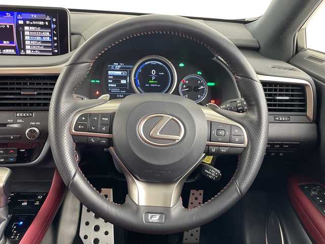 レクサス ＲＸ 450h Fスポーツ 愛知県 2019(令1)年 2.3万km グラファイトブラックガラスフレーク 禁煙車/ワンオーナー/純正12.3インチナビ/（CD/DVD/Bluetooth/フルセグTV/USB)/バックカメラ/サイドカメラ/ムーンルーフ/シーケンシャルウインカー/AC100V電源/レクサスセーフティシステム/・プリクラッシュセーフティ/・レーダークルーズコントロール/・レーントレーシングアシスト/・レーンディパーチャーアラート/・ロードサインアシスト/・アダプティブハイビーム/・オートマチックハイビーム/・パーキングサポートブレーキ/ブラインドスポットモニター/ヘッドアップディスプレイ/ETC2.0/前後ドライブレコーダー/レザーシート/シートヒーター/シートベンチレーション/パワーシート/メモリシート/革巻きステアリング/ステアリングヒーター/パワーバックドア/純正20インチアルミホイール/スマートキー/スペアキー1本/3眼式LEDヘッドライト/フロントフォグランプ/オートライト/フロアマット