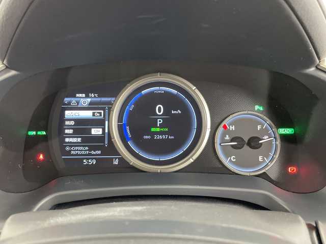 レクサス ＲＸ 450h Fスポーツ 愛知県 2019(令1)年 2.3万km グラファイトブラックガラスフレーク 禁煙車/ワンオーナー/純正12.3インチナビ/（CD/DVD/Bluetooth/フルセグTV/USB)/バックカメラ/サイドカメラ/ムーンルーフ/シーケンシャルウインカー/AC100V電源/レクサスセーフティシステム/・プリクラッシュセーフティ/・レーダークルーズコントロール/・レーントレーシングアシスト/・レーンディパーチャーアラート/・ロードサインアシスト/・アダプティブハイビーム/・オートマチックハイビーム/・パーキングサポートブレーキ/ブラインドスポットモニター/ヘッドアップディスプレイ/ETC2.0/前後ドライブレコーダー/レザーシート/シートヒーター/シートベンチレーション/パワーシート/メモリシート/革巻きステアリング/ステアリングヒーター/パワーバックドア/純正20インチアルミホイール/スマートキー/スペアキー1本/3眼式LEDヘッドライト/フロントフォグランプ/オートライト/フロアマット