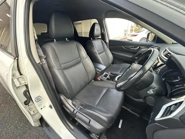 日産 エクストレイル 20X エマージェンシーブレーキ 愛知県 2016(平28)年 12万km ブリリアントホワイトパール 純正メモリナビ/ワンセグテレビ/バックカメラ/Bluetooth/アイドリングストップ/ウィンカーミラー/プッシュスタート/ビルトインETC/レザーステアリング/シートヒーター/カプロンシート