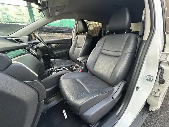 日産 エクストレイル 20X エマージェンシーブレーキ 愛知県 2016(平28)年 12万km ブリリアントホワイトパール 純正メモリナビ/ワンセグテレビ/バックカメラ/Bluetooth/アイドリングストップ/ウィンカーミラー/プッシュスタート/ビルトインETC/レザーステアリング/シートヒーター/カプロンシート