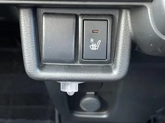 スズキ スペーシア カスタム HYBRID GS 熊本県 2024(令6)年 1.3万km クールカーキPM 純正ナビ/・AM/FA/BT/・AppleCarPlay/・AndroidAuto/・フルセグTV/・全方位カメラ/スズキ セーフティサポート/・デュアルセンサーブレーキサポートII/・車線逸脱制御機能/・標識認識機能/・全車速追従機能付きクルーズコントロール/・アダプティブクルーズコントロール/・サイドエアバック/・カーテンエアバック/電動パーキングブレーキ/・ブレーキホールド/革巻きステアリング/・ステアリングスイッチ/布シート/・D席シートヒーター/ビルトインETC/前後ドライブレコーダー/純正フロアマット/プッシュスタート/スマートキー/アイドリングストップ/片側パワースライドドア/オートマチックハイビーム