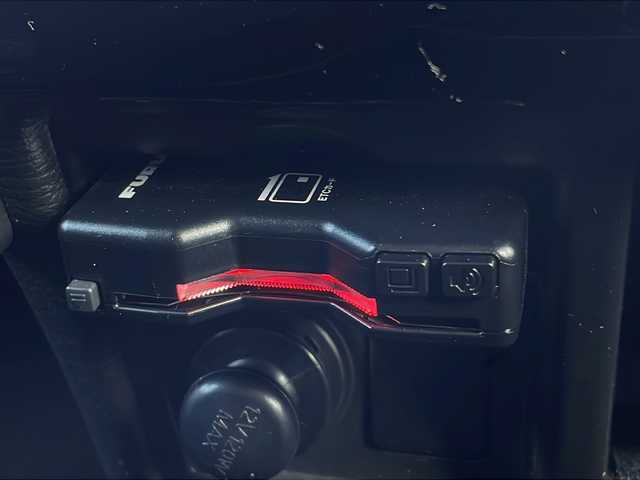 三菱 デリカＤ：５ P 山口県 2023(令5)年 2.2万km グラファイトグレーメタリック/ブラックマイカ パートタイム4WD/社外9V型ナビ【AVIC-RQ822-D】/・フルセグテレビ/・Bluetooth/・CD/DVD/AM/FM/・SD/USB/iPod/Wi-Fi Audio/・HDMI/AUX/ETC/両側パワースライドドア/アラウンドビューモニター/パワーバックドア/ステアリングヒーター/D/N席シートヒーター/パドルシフト/電動パーキングブレーキ/e-Assist/・車線逸脱警報システム/・レーダークルーズコントロールシステム/・オートマチックハイビーム/・誤発進抑制機能（前進時）/・後側方車両検知警報システム（レーンチェンジアシスト機能付）/・後退時交差車両検知警報システム/安全装備/・ヒルスタートアシスト/・エマージェンシーストップシグナルシステム［ESS］/・アクティブスタビリティコントロール/・ABS（EBD付）/純正18インチAW