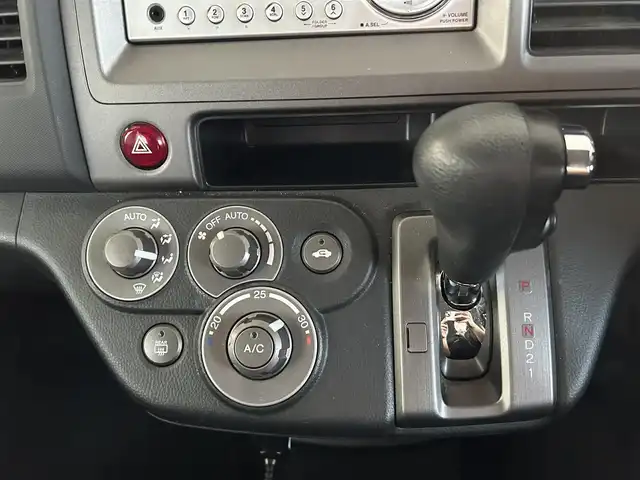 ホンダ クロスロード 18L HID エディション 長崎県 2008(平20)年 17.3万km ナイトホークブラックパール ワンオーナー/純正オーディオ(FM/AM/CD)/ETC/純正フロアマット/社外R18アルミホイール/3列シート/前方ドライブレコーダー/オートライト/ABS/リモコンキー/保証書