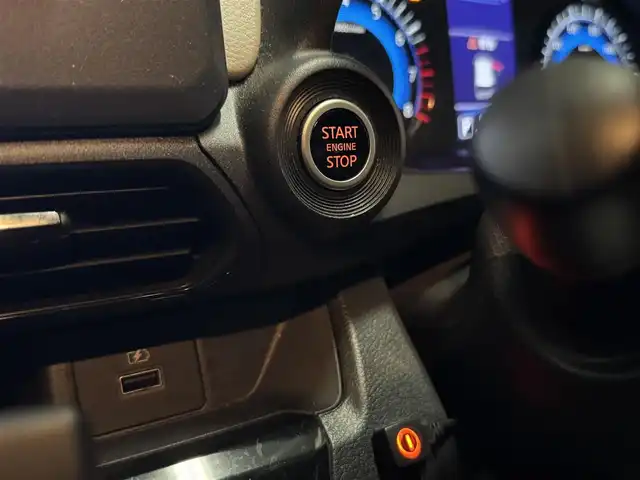 日産 デイズ X 兵庫県 2022(令4)年 5.7万km ホワイトパール 社外ナビ/アラウンドビューモニター/ウィンカー付き電格ミラー/フルセグTV/Bluetoothオーディオ/ステアリングリモコン/ETC/ドライブレコーダー/インテリジェントオートライトシステム/純正14インチAW/スマートキー×2