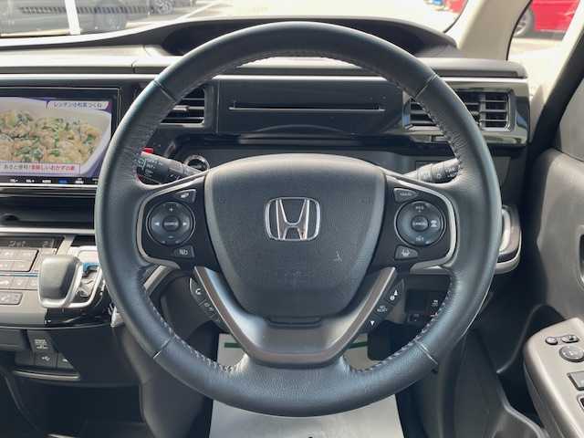 ホンダ ステップワゴン スパーダ ハイブリッドG EX HセンシングBスタイ 長崎県 2019(令1)年 5.2万km プラチナホワイトパール 純正9インチメモリナビ/CD/DVD/BT/USB/HDMI/フルセグTV/バックカメラ/ホンダセンシング/レーダークルーズコントロール/レーンキープアシスト/両側パワースライドドア/ハーフレザーシート/前席シートヒーター/シーケンシャルウィンカー/ビルトインETC