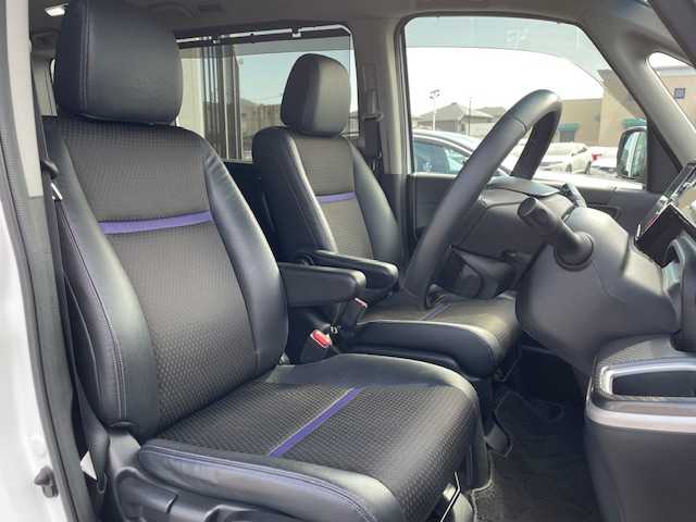 ホンダ ステップワゴン スパーダ ハイブリッドG EX HセンシングBスタイ 長崎県 2019(令1)年 5.2万km プラチナホワイトパール 純正9インチメモリナビ/CD/DVD/BT/USB/HDMI/フルセグTV/バックカメラ/ホンダセンシング/レーダークルーズコントロール/レーンキープアシスト/両側パワースライドドア/ハーフレザーシート/前席シートヒーター/シーケンシャルウィンカー/ビルトインETC