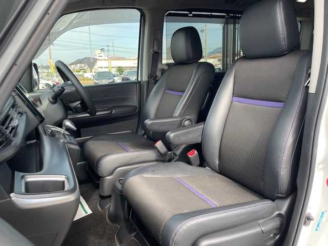 ホンダ ステップワゴン スパーダ ハイブリッドG EX HセンシングBスタイ 長崎県 2019(令1)年 5.2万km プラチナホワイトパール 純正9インチメモリナビ/CD/DVD/BT/USB/HDMI/フルセグTV/バックカメラ/ホンダセンシング/レーダークルーズコントロール/レーンキープアシスト/両側パワースライドドア/ハーフレザーシート/前席シートヒーター/シーケンシャルウィンカー/ビルトインETC