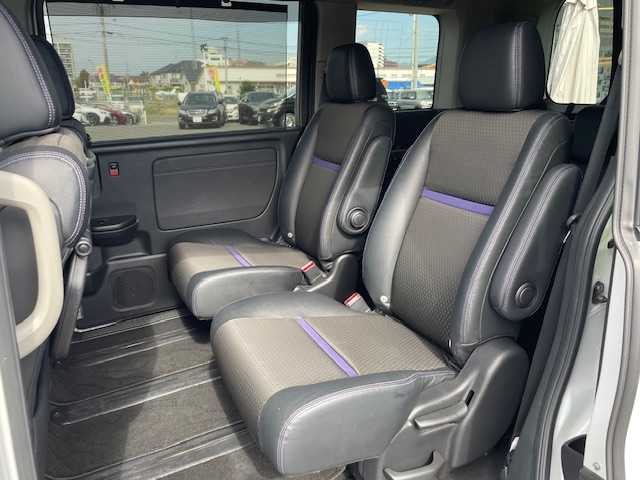 ホンダ ステップワゴン スパーダ ハイブリッドG EX HセンシングBスタイ 長崎県 2019(令1)年 5.2万km プラチナホワイトパール 純正9インチメモリナビ/CD/DVD/BT/USB/HDMI/フルセグTV/バックカメラ/ホンダセンシング/レーダークルーズコントロール/レーンキープアシスト/両側パワースライドドア/ハーフレザーシート/前席シートヒーター/シーケンシャルウィンカー/ビルトインETC