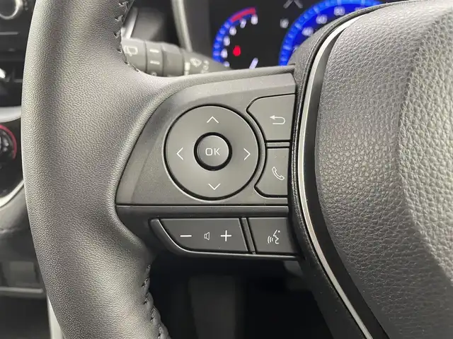 トヨタ カローラ クロス Z 宮城県 2022(令4)年 1.6万km 赤 純正ナビ/・BT接続/フルセグTV/全周囲カメラ/・バック/サイド/フロント/純正18インチAW/トヨタセーフティセンス/・ブラインドスポットモニター/・プリクラッシュセーフティ/・レーントレーシングアシスト/・リヤクロストラフィックアラート/・ロードサインアシスト/電動リアゲート/純正フロアマット/LEDヘッドライト/・フォグランプ/ルーフレール/前列シートヒーター