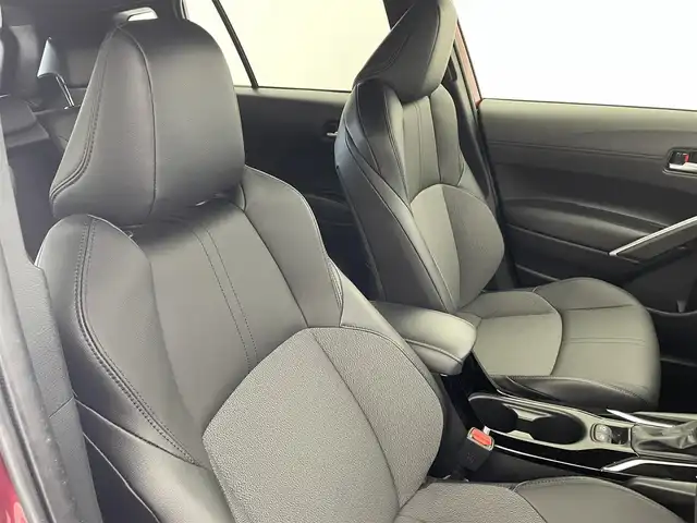 トヨタ カローラ クロス Z 宮城県 2022(令4)年 1.6万km 赤 純正ナビ/・BT接続/フルセグTV/全周囲カメラ/・バック/サイド/フロント/純正18インチAW/トヨタセーフティセンス/・ブラインドスポットモニター/・プリクラッシュセーフティ/・レーントレーシングアシスト/・リヤクロストラフィックアラート/・ロードサインアシスト/電動リアゲート/純正フロアマット/LEDヘッドライト/・フォグランプ/ルーフレール/前列シートヒーター