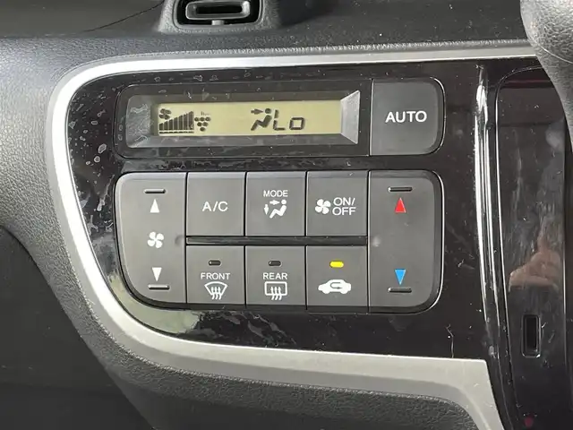 ホンダ Ｎ ＢＯＸ G Lパッケージ 東京都 2017(平29)年 3.8万km プレミアムディープモカパール 社外ナビ/ワンセグTV/CD/FM/AM/USB/Wエアバッグ/片側パワースライドドア/ビルトインETC/社外フロアマット/純正ドアバイザー/スマートキー